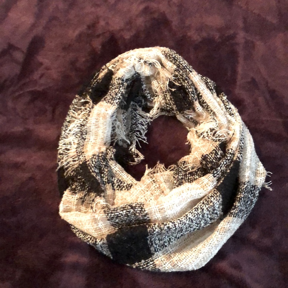 Infinity Scarf - Like New